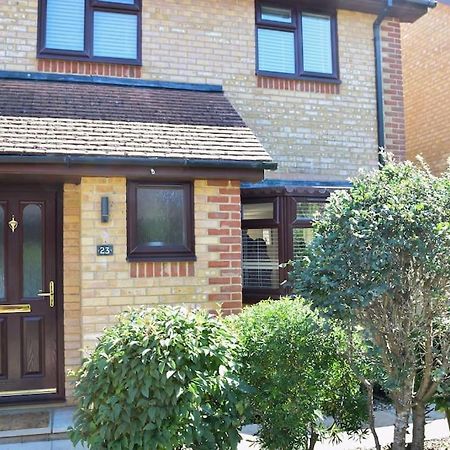 Beautiful 3 Bed Home In The Heart Of New Forest Hordle Eksteriør bilde
