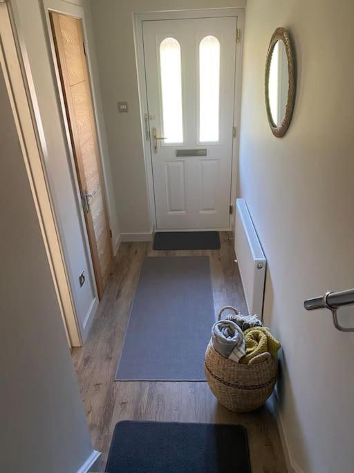 Beautiful 3 Bed Home In The Heart Of New Forest Hordle Eksteriør bilde